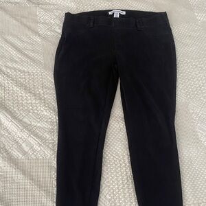 Amazon Essentials Women's Classic Black Skinny Jeans L short